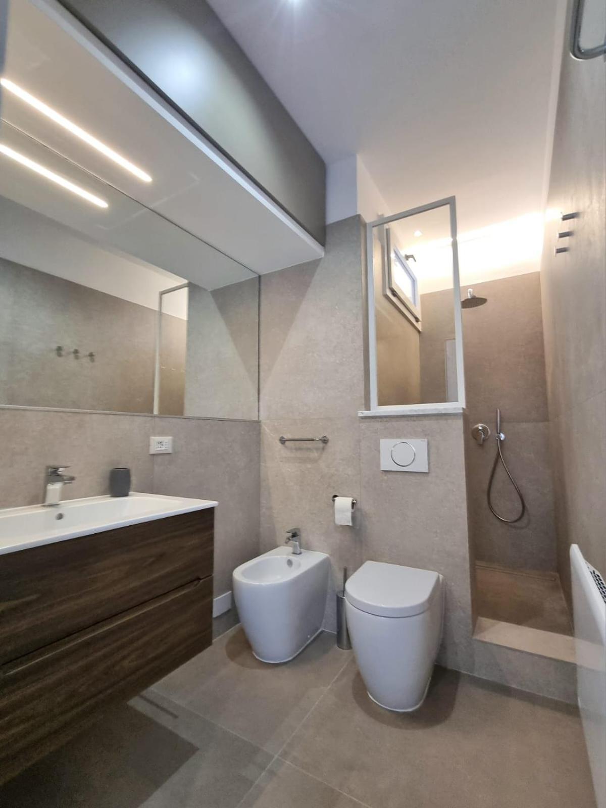 Sunshine Apartment Rom