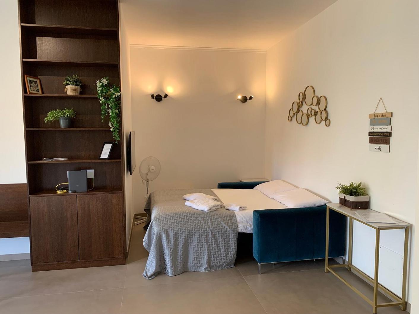 Sunshine Apartment